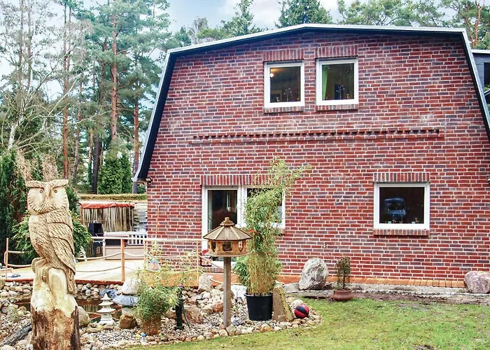 4 Bedroom Gorgeous Home In Berlin